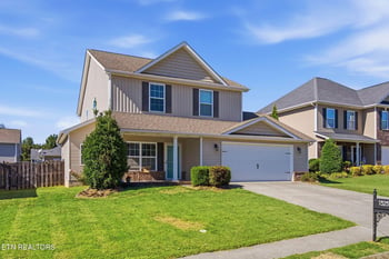 1525 Chariot Ln, Knoxville, TN 37918