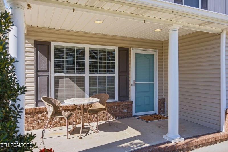 1525 Chariot Ln, Knoxville, TN 37918
