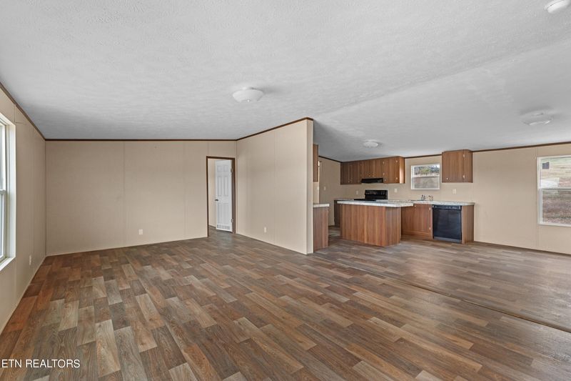 1525 Howell River Rd, Rutledge, TN 37861