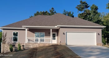 1525 John Sparks Dr, Friendsville, TN 37737