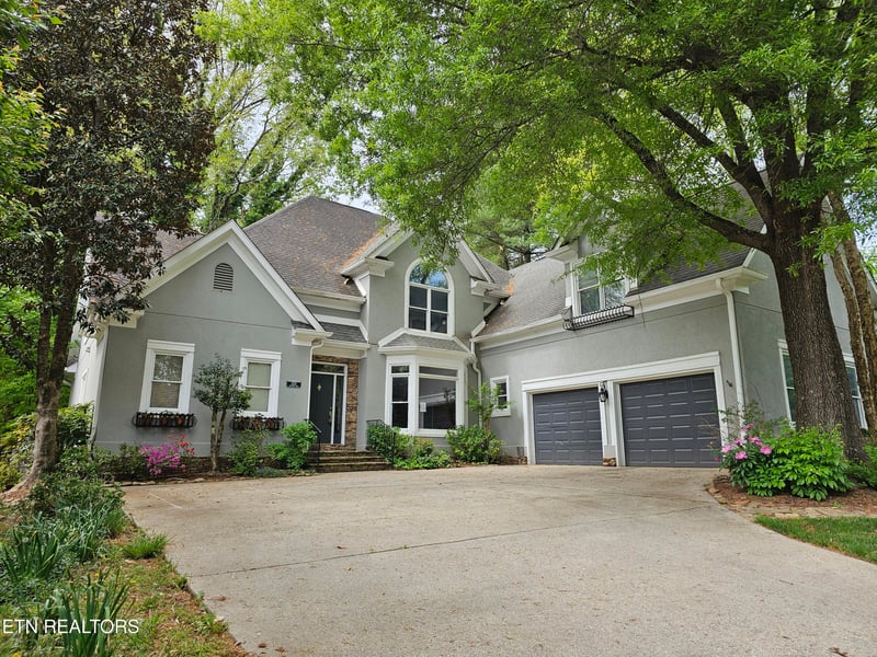 1525 Westport Rd, Knoxville, TN 37922
