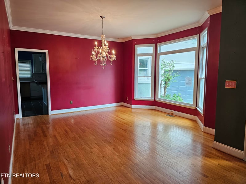1525 Westport Rd, Knoxville, TN 37922