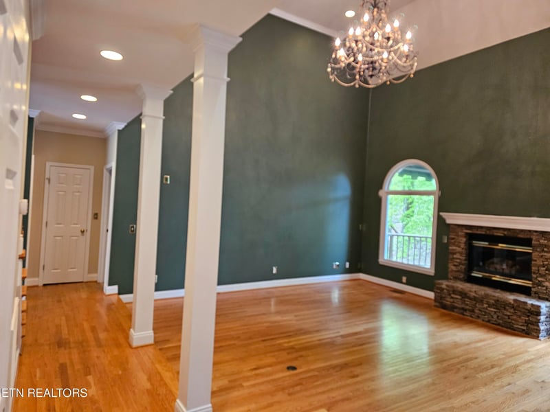 1525 Westport Rd, Knoxville, TN 37922