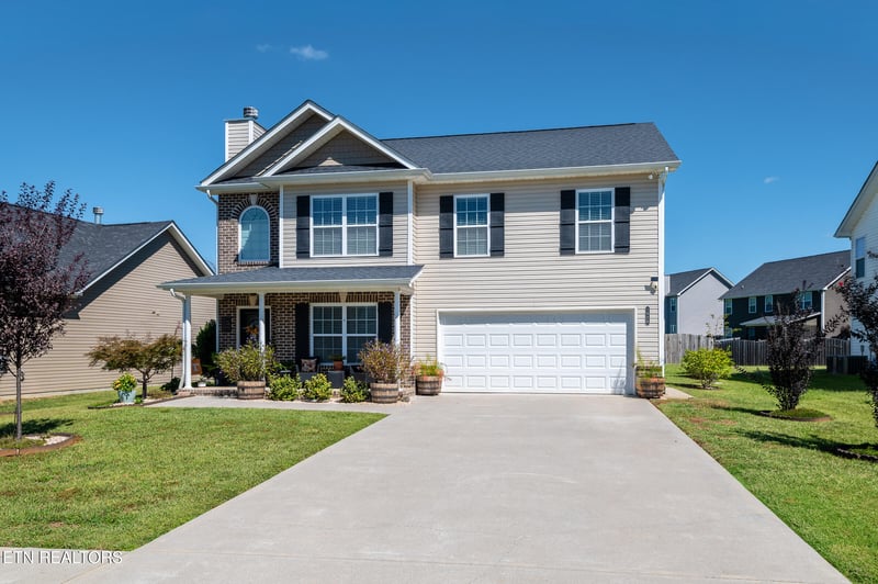 1526 Indigo Dr, Maryville, TN 37803