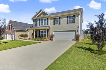 1526 Indigo Dr, Maryville, TN 37803