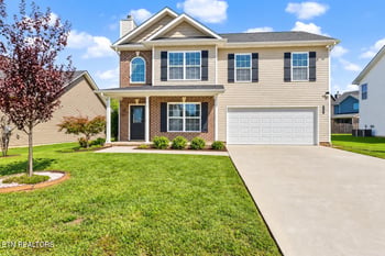 1526 Indigo Dr, Maryville, TN 37803