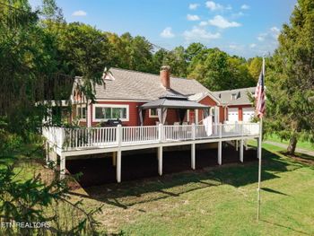 1527 Huckleberry Springs Rd, Knoxville, TN 37914