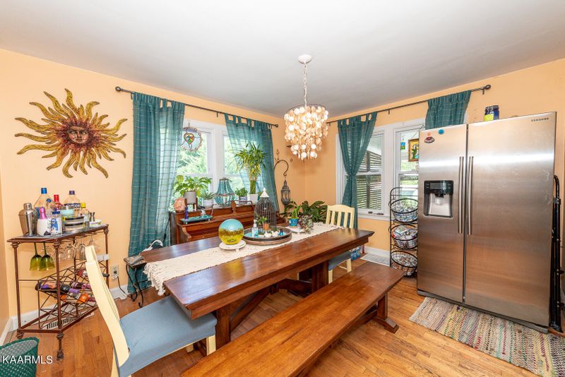 1528 Everett Ave, Maryville, TN 37804