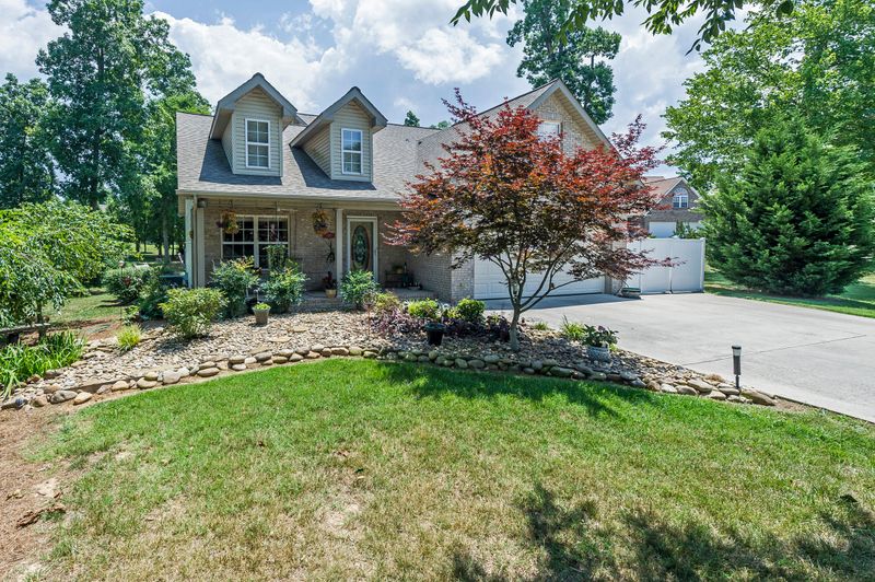 1528 Foxfire Cir, Seymour, TN 37865