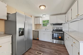1528 Hiwassee Rd, Sweetwater, TN 37874