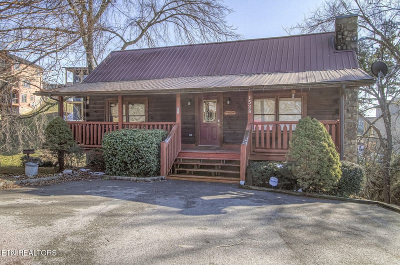 1528 Rainbow Ridge Way, Sevierville, TN 37862