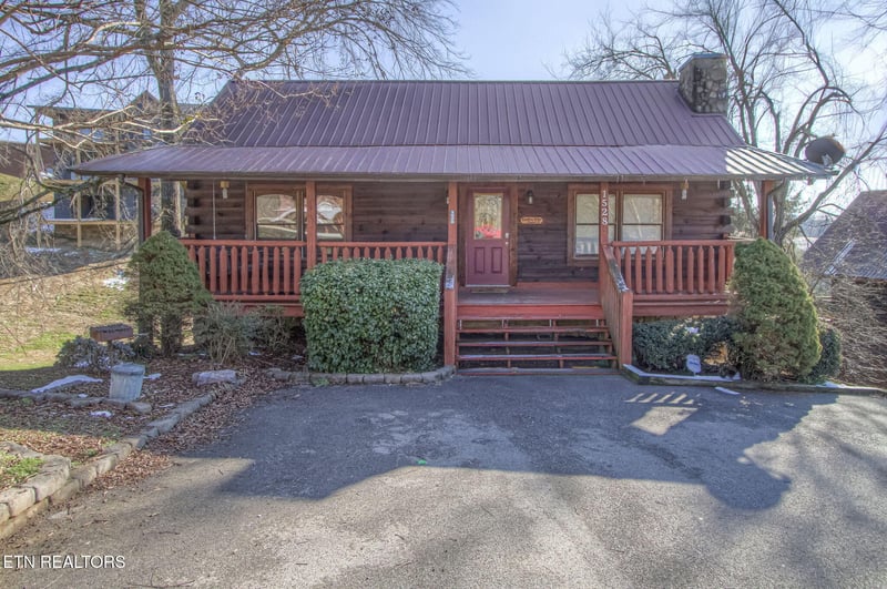 1528 Rainbow Ridge Way, Sevierville, TN 37862