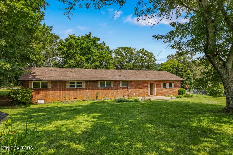 153 Co Rd 260, Athens, TN 37303