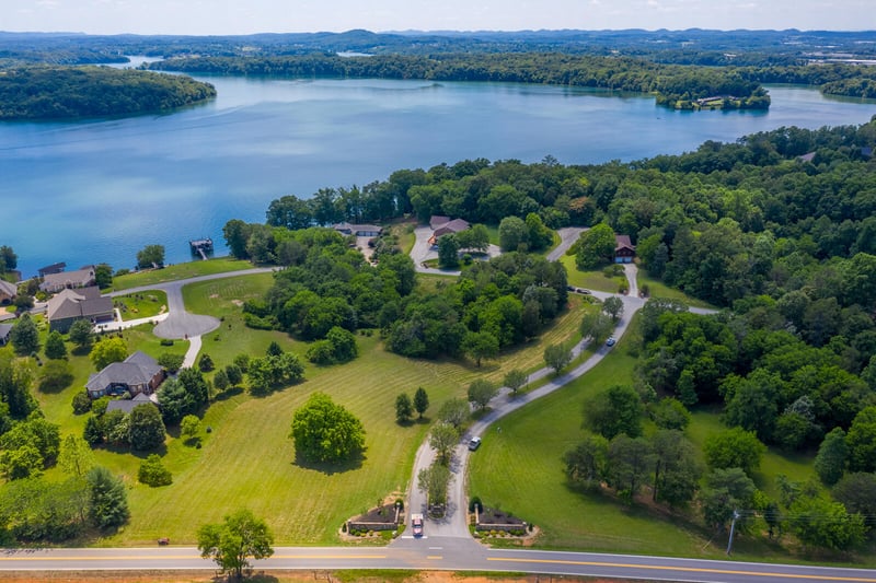 153 Indian Shadows Dr, Maryville, TN 37801