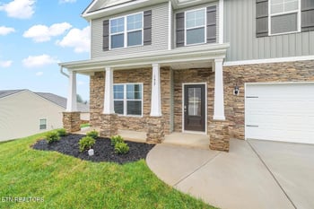 153 Kaley Ln, Lenoir City, TN 37771