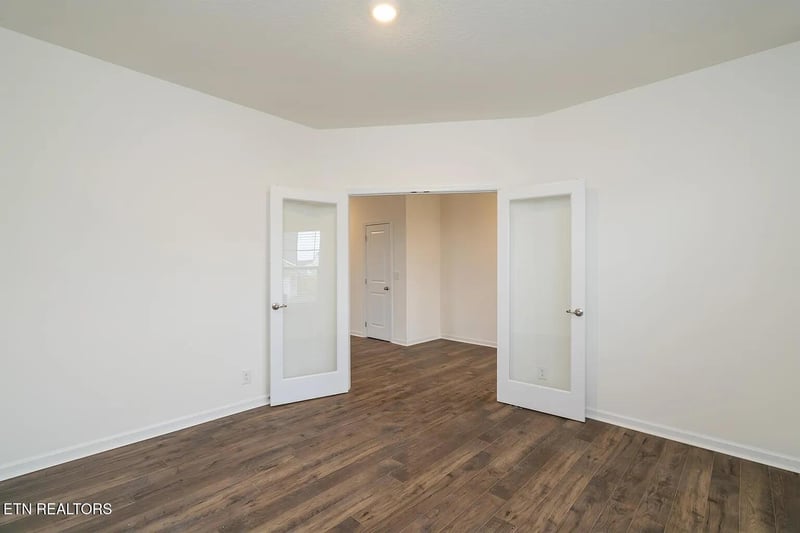 153 Kaley Ln, Lenoir City, TN 37771