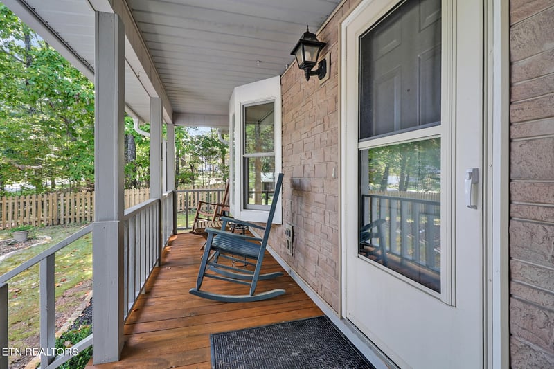 153 Lakeside Dr, Crossville, TN 38558