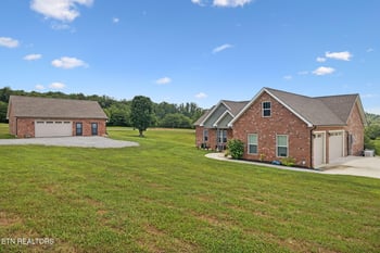 153 Martingale Way, Maryville, TN 37801
