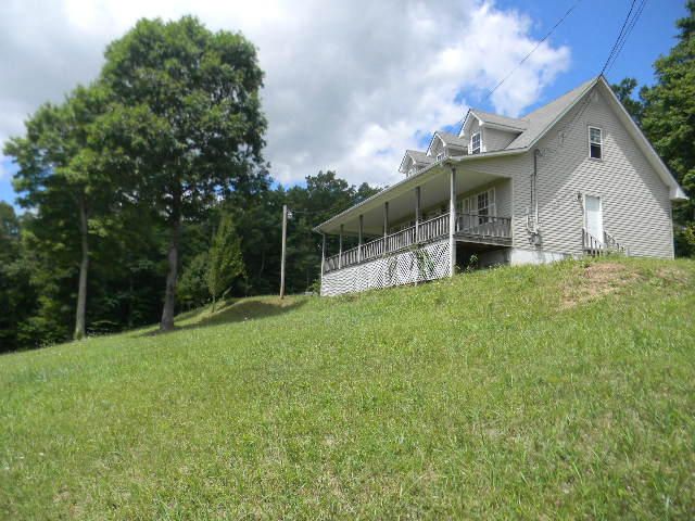 153 Virgil Albertson Road Rd, Sunbright, TN 37872