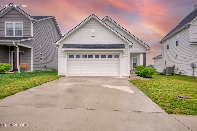 1531 Spring Berry Ln, Knoxville, TN 37924