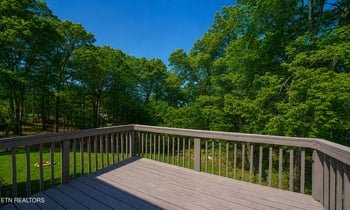 1532 N Courtney Oak Ln, Knoxville, TN 37938