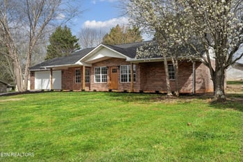 1533 Haley Lynn Rd, Pigeon Forge, TN 37862