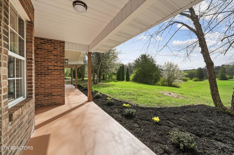 1533 Haley Lynn Rd, Pigeon Forge, TN 37862