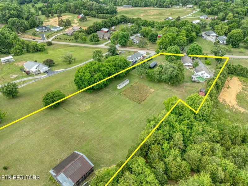 1533 Middlesettlements Rd, Maryville, TN 37801