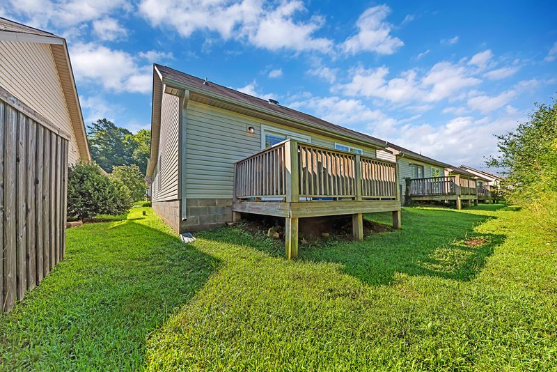 1533 Sails Way, Knoxville, TN 37932