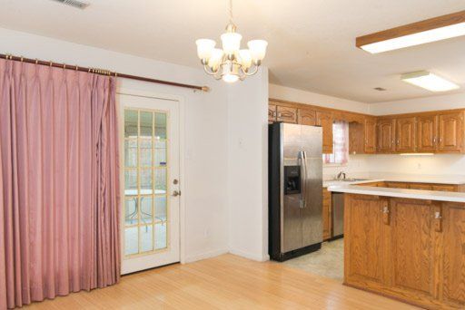 1535 Cavalier Dr, Maryville, TN 37803