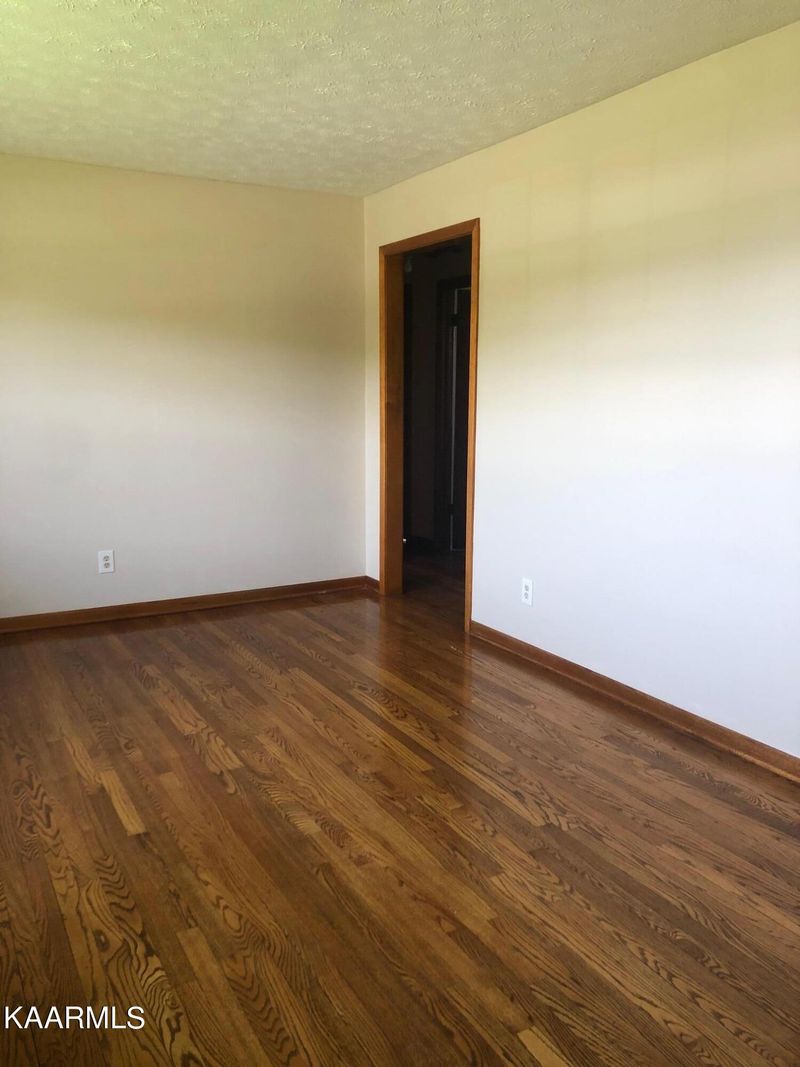 1535 Elgin Dr, Morristown, TN 37814