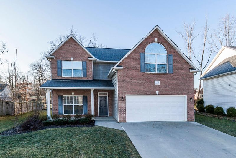 1536 Crescent Oaks Ln, Knoxville, TN 37934
