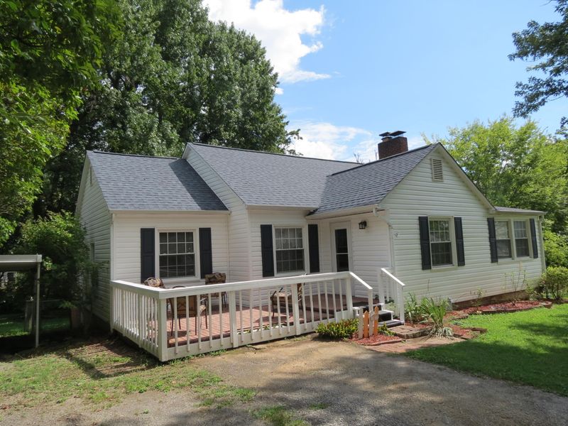 1536 Everett Ave, Maryville, TN 37804