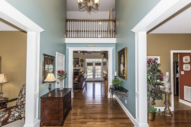 1536 Mint Meadows Dr, Maryville, TN 37803