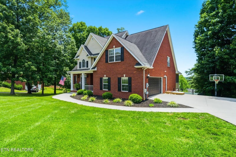1537 Ellis Woods Loop, Sevierville, TN 37876
