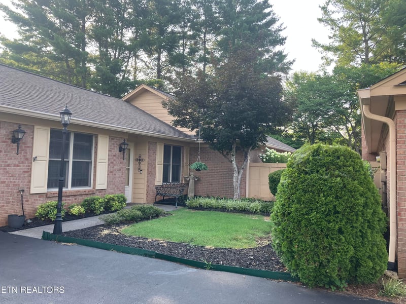1538 Claremont Dr #END, Maryville, TN 37803