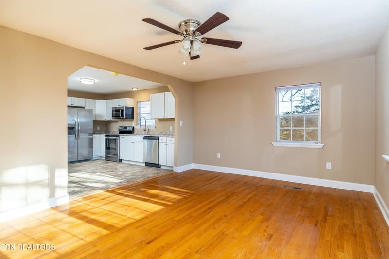 154 Alfred Mccammon Rd, Maryville, TN 37804