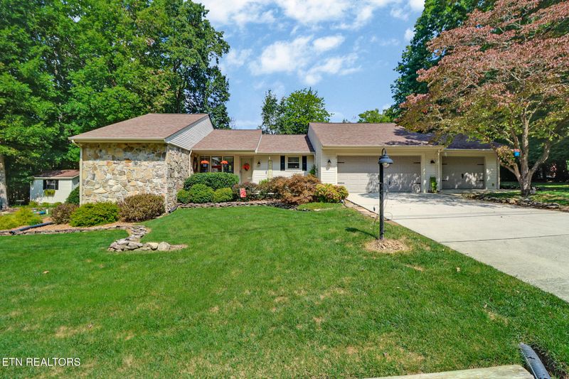 154 Anglewood Dr, Fairfield Glade, TN 38558