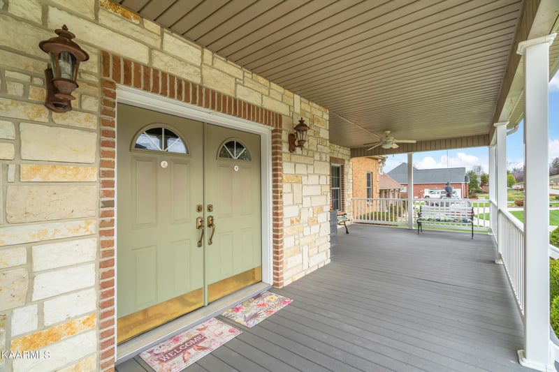 154 Bradford Village Way, Kingston, TN 37763