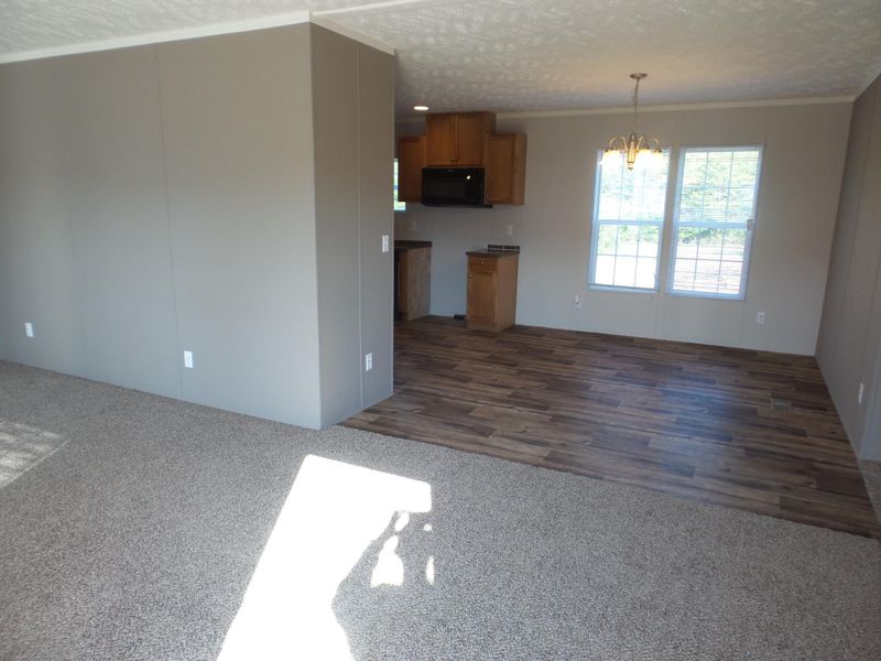 154 County Road 882, Etowah, TN 37331