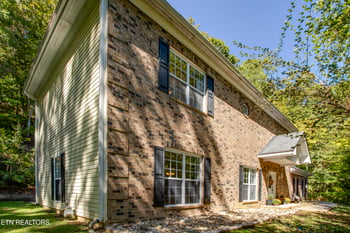 154 Glassboro Dr, Oak Ridge, TN 37830