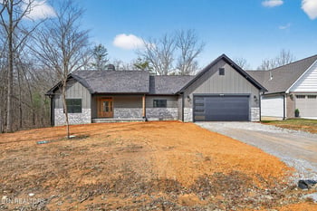 154 Hawes Cir, Crossville, TN 38558
