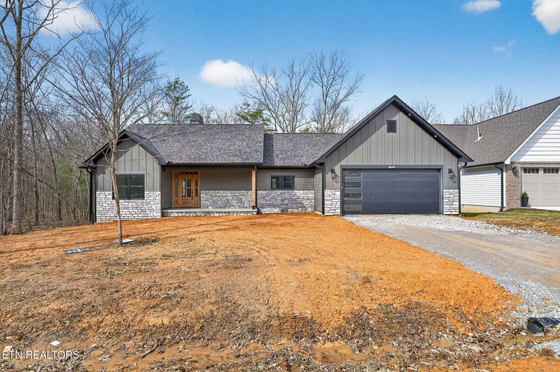 154 Hawes Cir, Crossville, TN 38558