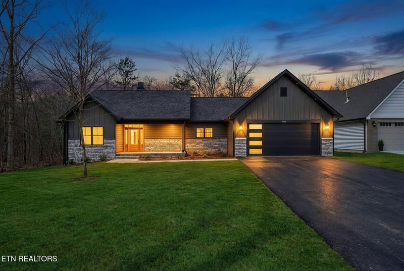 154 Hawes Cir, Crossville, TN 38558