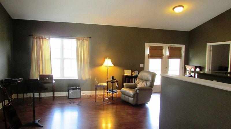 154 Holt Dr, Loudon, TN 37774