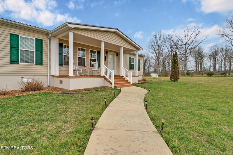 154 Ike Burgess Rd, Crossville, TN 38572
