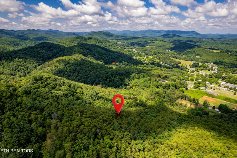 154 Poplar Road Rd, Tellico Plains, TN 37385