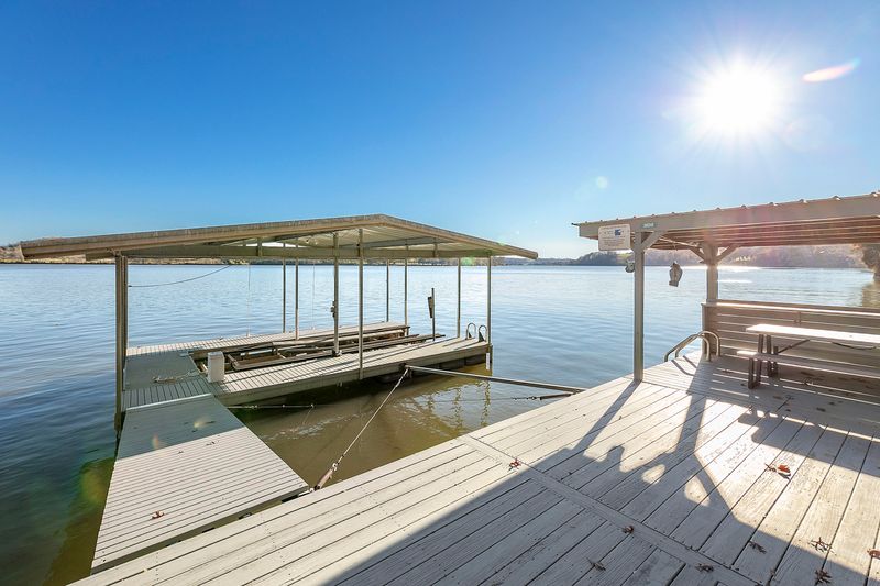 154 Rebel Rd, Harriman, TN 37748