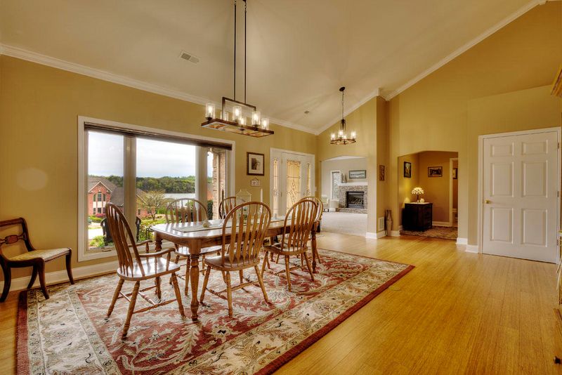 154 Saligugi Way, Loudon, TN 37774