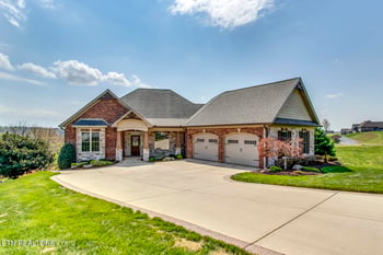 154 Song Sparrow Ln, Vonore, TN 37885